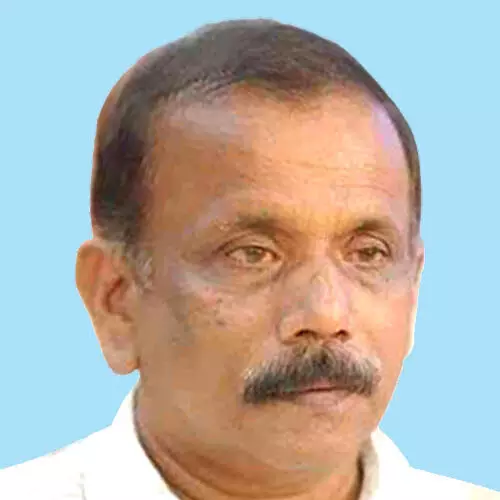 ബൈ​ക്ക​പ​ക​ട​ത്തി​ൽ പ​രി​ക്കേ​റ്റ​യാ​ൾ മ​രി​ച്ചു