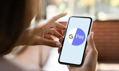 ഗൂഗിള്‍ പേ വഴി പണം നല്‍കാനായില്ല, യുവതിയെ രാത്രി ബസിൽനിന്ന് ഇറക്കിവിട്ടു