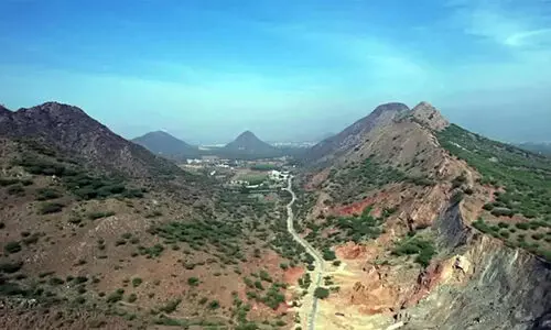 അരാവലി പുനഃർനിർവചനം കുന്നുകളെ ഖനനത്തിനു മാത്രമല്ല, റിയൽ എസ്റ്റേറ്റിനും തുറന്നുകൊടുക്കും -മുൻ പരിസ്ഥിതി മന്ത്രി ജയറാം രമേശ്