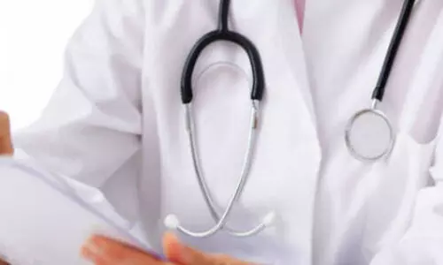 പനിബാധിച്ച് എത്തിയ കുഞ്ഞിന് ചികിത്സാപിഴവുണ്ടായെന്ന് ആരോഗ്യ ഡയറക്ടർ പനിബാധിച്ച് എത്തിയ കുഞ്ഞിന് ചികിത്സാപിഴവുണ്ടായെന്ന് ആരോഗ്യ ഡയറക്ടർ