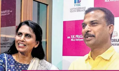 എം.എൽ.എ ഓഫീസ് വിവാദം; രാഷ്ട്രീയ പോര് മുറുകുന്നു എം.എൽ.എ ഓഫീസ് വിവാദം; രാഷ്ട്രീയ പോര് മുറുകുന്നു