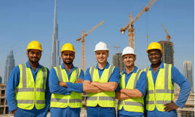 ബ്ലൂ-കോളർ ഇന്ത്യൻ തൊഴിലാളികൾ കൂടുതൽ സൗദിയിൽ ബ്ലൂ-കോളർ ഇന്ത്യൻ തൊഴിലാളികൾ കൂടുതൽ സൗദിയിൽ