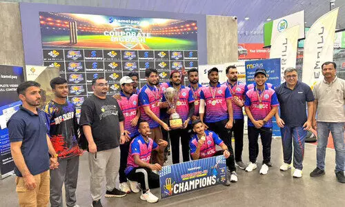 ആ​വേ​ശ​മാ​യി​ കോ​ർ​പ​റേ​റ്റ്​ ഇ​ൻ​ഡോ​ർ ക്രി​ക്ക​റ്റ്​ ടൂ​ർ​ണ​മെ​ന്‍റ്​