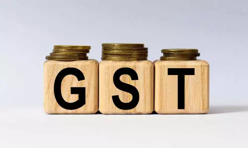 ഞെരുക്കം കടുക്കും; ജി.എസ്.ടി പ്രഹരത്തിന് പിന്നാലെ ക്ഷേമബാധ്യതയും