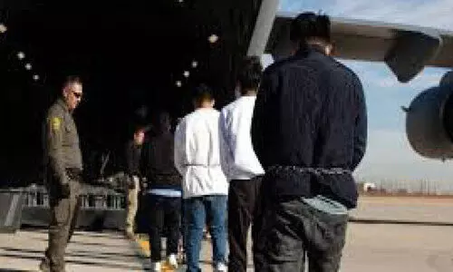 ഒ​രാ​ഴ്ച​ക്കി​ടെ 212 നി​യ​മ​വി​രു​ദ്ധ താ​മ​സ​ക്കാ​രെ നാ​ടു​ക​ട​ത്തി