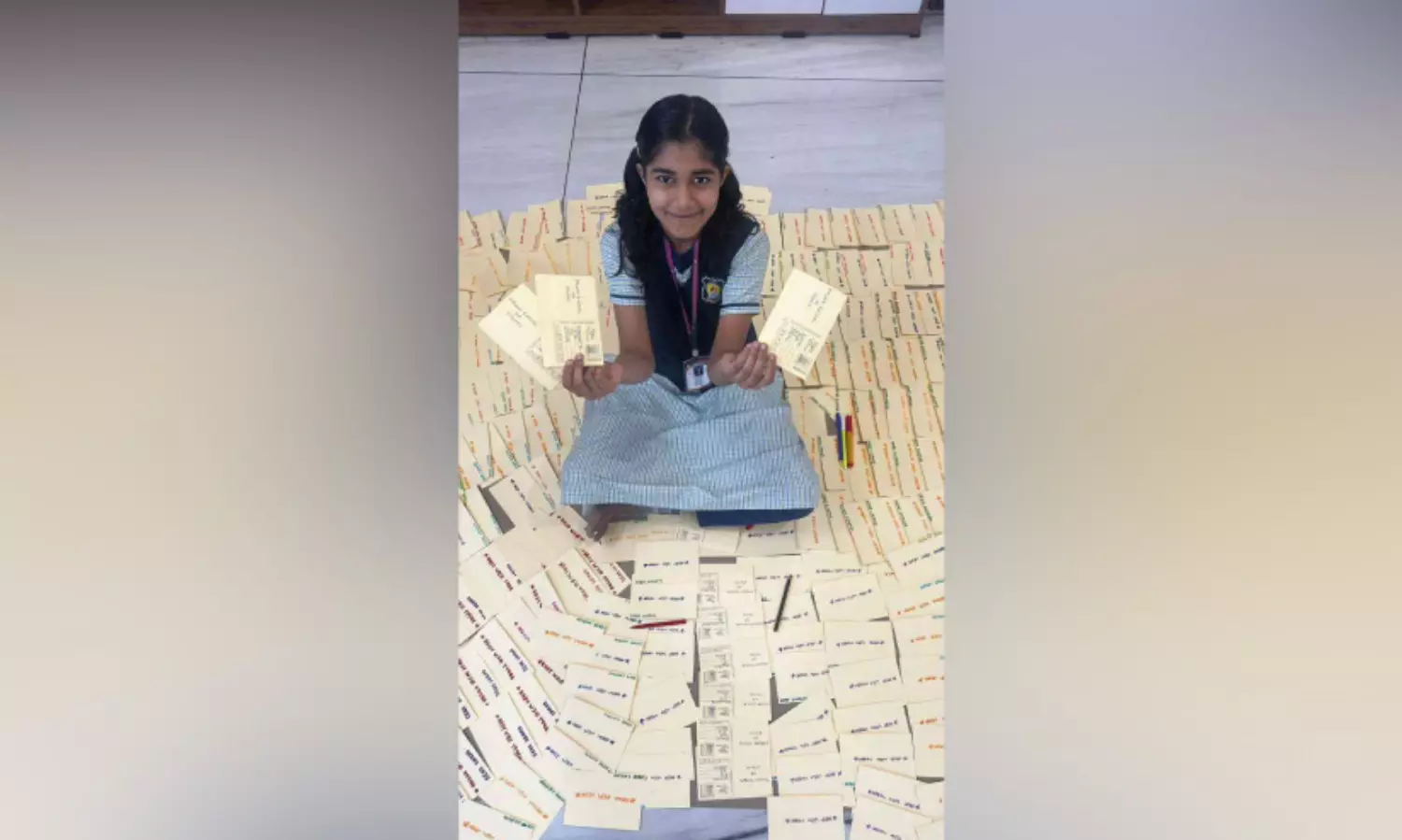 തയാറാക്കിയത് 1036 കാർഡുകൾ; കൂട്ടുകാർക്ക് ഫസ്നയുടെ ഹാപ്പി ന്യൂ ഇയർ