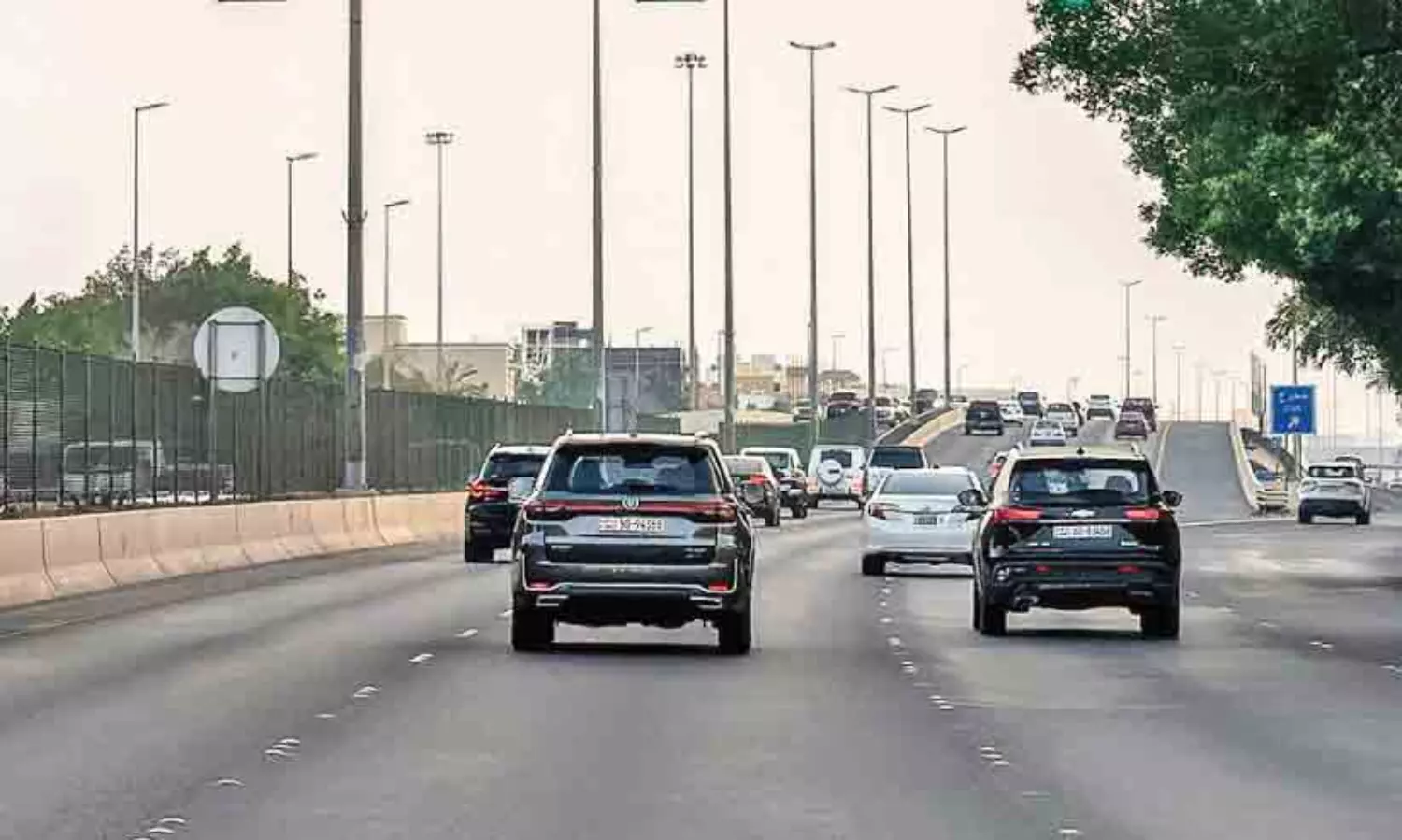 രാ​ജ്യം ത​ണു​പ്പി​ന്റെ പി​ടി​യി​ൽ; ബു​ധ​നാ​ഴ്ച പു​ല​ർ​ച്ച മ​ഞ്ഞു​വീ​ഴ്ച​ക്ക് സാ​ധ്യ​ത