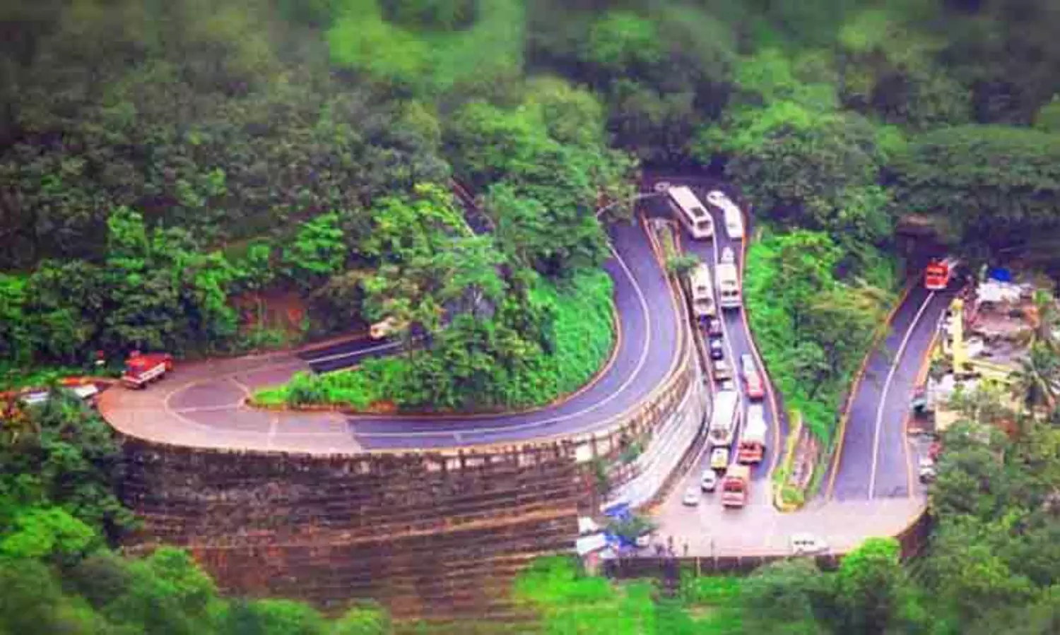 ചുരത്തിലെ ഗതാഗതക്കുരുക്ക്: എം.എൽ.എമാരുടെ സമരം പ്രഹസനം, മന്ത്രിയുടെ നിസ്സംഗത അപലപനീയം; വയനാട് പ്രകൃതി സംരക്ഷണ സമിതി