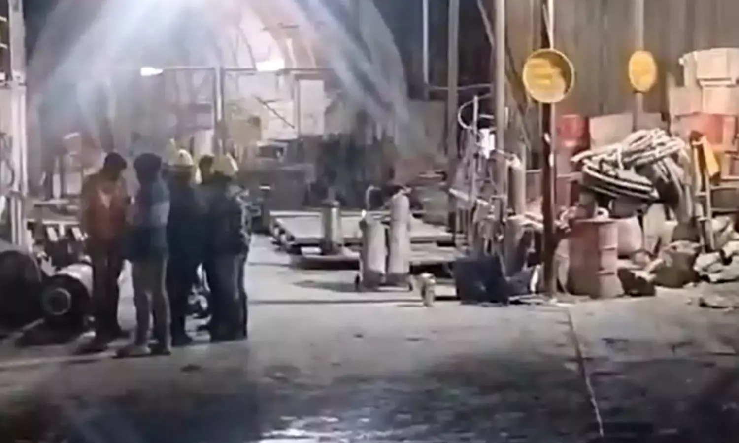 വൈദ്യുതി പദ്ധതി തുരങ്കത്തിൽ ട്രെയിനുകൾ കൂട്ടിയിടിച്ചു; 88 പേർക്ക് പരിക്ക്