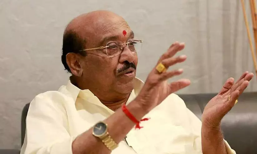 പത്ത് കൊല്ലം ഭരിച്ചിട്ട് ഇവിടെ ഒരു മാറാട് കലാപം ഉണ്ടായോ? -സർക്കാറിനെ പുകഴ്ത്തി വെള്ളാപ്പള്ളി പത്ത് കൊല്ലം ഭരിച്ചിട്ട് ഇവിടെ ഒരു മാറാട് കലാപം ഉണ്ടായോ? -സർക്കാറിനെ പുകഴ്ത്തി വെള്ളാപ്പള്ളി