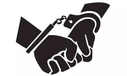 മ​നു​ഷ്യ​ക്ക​ട​ത്ത്; അ​ഞ്ച് ഏ​ഷ്യ​ക്കാ​ർ പി​ടി​യി​ൽ