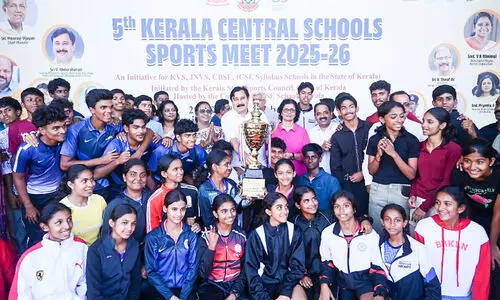 സെൻട്രൽ സ്‌കൂൾ കായികമേള: കിരീടം തൃശൂരിന്