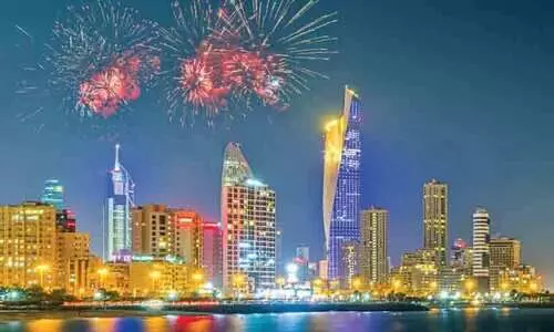 നാ​ളെ പു​തു​വ​ർ​ഷ അ​വ​ധി; ഞാ​യ​റാ​ഴ്ച​യാ​കും പ​തി​വ് ജോ​ലി​ക​ൾ പു​ന​രാ​രം​ഭി​ക്കു​ക