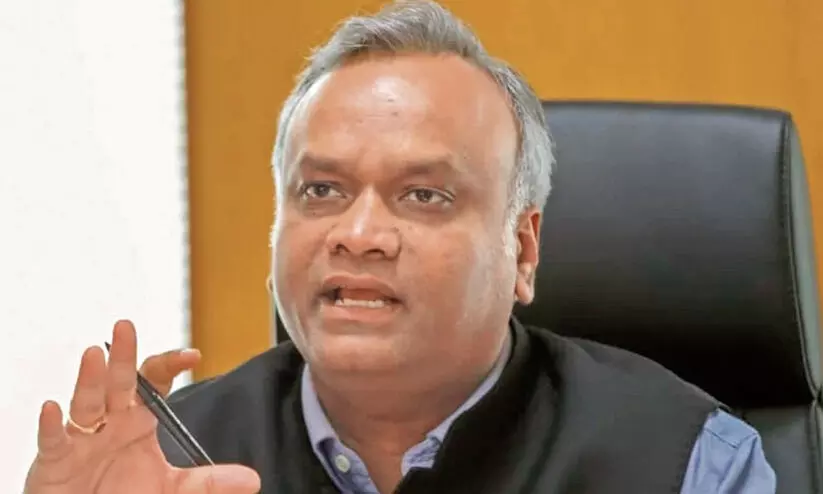 കേന്ദ്രം ഫണ്ടുകൾ നിഷേധിക്കുന്നു; കർണാടകയിൽ പഞ്ചായത്തുകൾ കടുത്ത സാമ്പത്തിക പ്രതിസന്ധിയിലെന്ന്   പ്രിയങ്ക് ഖാർഗെ