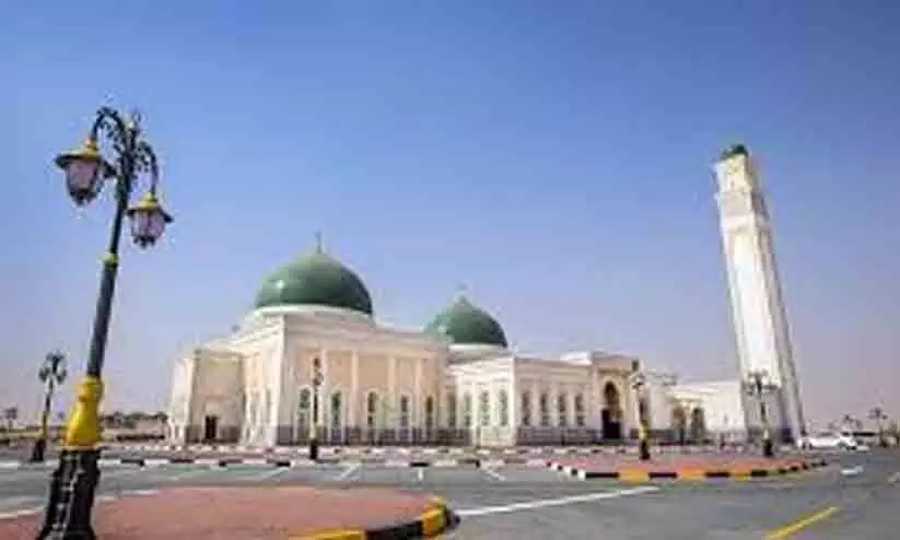 ജുമുഅ നമസ്കാരം ഇന്നുമുതൽ 12.45ന് ജുമുഅ നമസ്കാരം ഇന്നുമുതൽ 12.45ന്