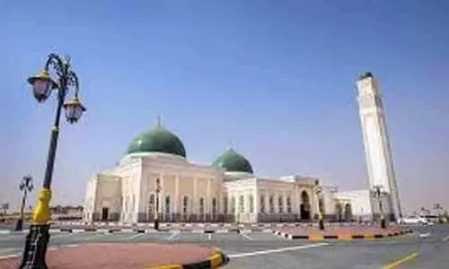 ജു​മു​അ ന​മ​സ്കാ​രം ഇ​ന്നു​മു​ത​ൽ 12.45ന്​