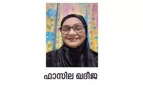 അ​മ്മ​ത്തൊ​ട്ടി​ൽ