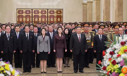 കുടുംബ ശവകുടീരം സന്ദർശിച്ച് മകൾ; കിമ്മിന്റെ പിൻഗാമിയായേക്കുമെന്ന് സൂചന