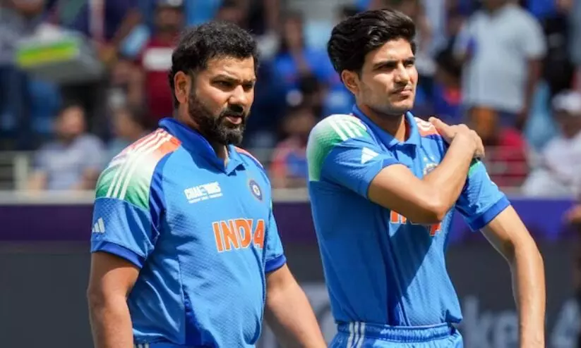 വീണ്ടും ഷമിയെ തഴഞ്ഞ് ബി.സി.സി.ഐ, സിറാജ് തിരിച്ചെത്തി; ന്യൂസിലൻഡിനെ നേരിടാൻ ഏകദിന ടീമിനെ പ്രഖ്യാപിച്ചു വീണ്ടും ഷമിയെ തഴഞ്ഞ് ബി.സി.സി.ഐ, സിറാജ് തിരിച്ചെത്തി; ന്യൂസിലൻഡിനെ നേരിടാൻ ഏകദിന ടീമിനെ പ്രഖ്യാപിച്ചു