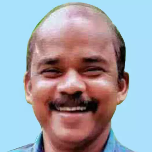 അ​യ്യ​പ്പ​ൻ