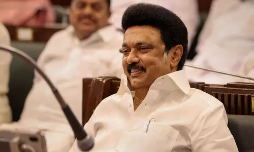 സ്റ്റാലിൻ വീണ്ടും മുഖ്യമന്ത്രിയാകുമെന്ന് സർവേ; എടപ്പാടി പളനിസാമിയെ പിന്നിലാക്കി വിജയ് രണ്ടാം സ്ഥാനത്ത്