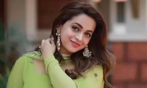 സലാല കളറാക്കാൻ ഭാവനയെത്തുന്നു