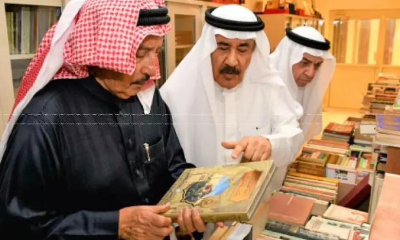 അപൂർവ ഗ്രന്ഥശേഖരവുമായി പുസ്തകമേള; മുഹറഖിൽ രണ്ടാം പതിപ്പിന് തുടക്കം അപൂർവ ഗ്രന്ഥശേഖരവുമായി പുസ്തകമേള; മുഹറഖിൽ രണ്ടാം പതിപ്പിന് തുടക്കം