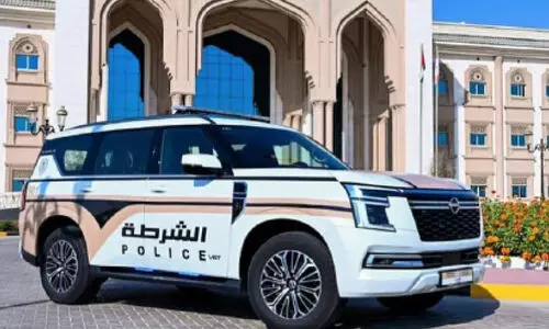 ക്രൂസ് നിയന്ത്രണം നഷ്ടപ്പെട്ടു; വാഹനത്തെ രക്ഷപ്പെടുത്തി ഷാർജ പൊലീസ്