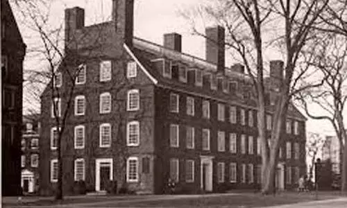 നൂറ് വർഷം മുമ്പ് ഇന്ത്യക്കാർക്ക് വിദേശ വിദ്യാഭ്യാസം ചിന്തിക്കാൻ പോലും കഴിയാത്ത കാലത്ത് ഹാർവാർഡിൽ ചരിത്രം തീർത്ത ഇന്ത്യൻ കുടുംബം