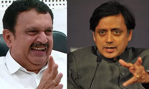 നേതാക്കൾ ഭിന്നാഭിപ്രായങ്ങൾ പാർട്ടിക്കുള്ളിൽ പറയണമെന്ന് കോണ്‍ഗ്രസ് നേതൃക്യാമ്പിൽ ശശി തരൂര്‍; ജനം പരിഹസിച്ച് ചിരിക്കുന്ന അവസ്ഥ ഉണ്ടാക്കരുതെന്ന് മുരളീധരൻ