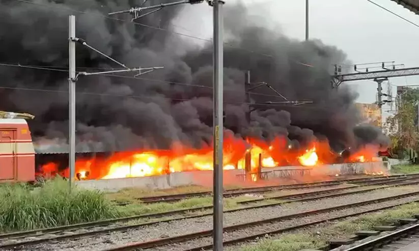 Railway station parking fire Railway station parking fire