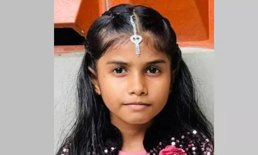 വ്യായാമത്തിനായി കെട്ടിയ കയറില് കുരുങ്ങി ആറാം ക്ലാസുകാരിക്ക് ദാരുണാന്ത്യം വ്യായാമത്തിനായി കെട്ടിയ കയറില് കുരുങ്ങി ആറാം ക്ലാസുകാരിക്ക് ദാരുണാന്ത്യം