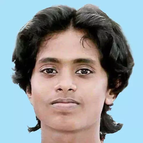 വാ​ഹ​നാ​പ​ക​ട​ത്തി​ൽ​പെ​ട്ട് ചി​കി​ത്സ​യി​ലി​രു​ന്ന വി​ദ്യാ​ർ​ഥി മ​രി​ച്ചു