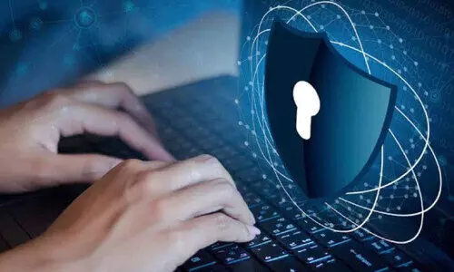 ഓ​ൺ​ലൈ​ൻ ട്രേ​ഡി​ങ് ത​ട്ടി​പ്പ്; വ​ൻ​തു​ക തി​രി​കെ ന​ൽ​കാ​ൻ ഉ​ത്ത​ര​വ്