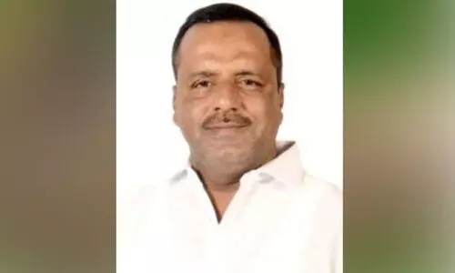 സി​നി​മാ​റ്റി​ക് ശൈ​ലി എം.​എ​ൽ.​എ​മാ​ർ​ക്ക് ചേ​ർ​ന്ന​ത​ല്ല -സ്പീ​ക്ക​ർ