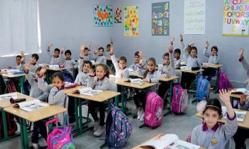 ശൈ​ത്യ​കാ​ല അ​വ​ധി ക​ഴി​ഞ്ഞ് സ്കൂ​ളു​ക​ൾ ഇ​ന്ന് തു​റ​ക്കും