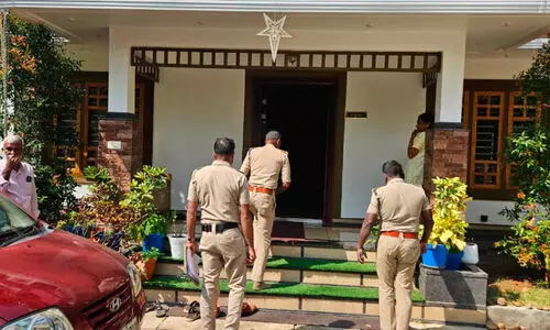 ഉത്സവരാവിൽ വീട് കൊള്ളയടിച്ചു; 19 പവൻ കവർന്നു