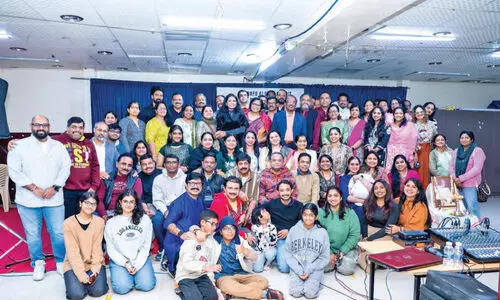 വി​ജ​യ​ൻ നാ​യ​ർ​ക്ക് നാ​ഫോ യാ​ത്ര​യ​യ​പ്പു​ന​ൽ​കി