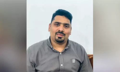 ജ​നാ​ധി​പ​ത്യം ക​വ​രു​ന്ന ‘ത​സ്ക​ര​വീ​ര​ന്മാ​ർ