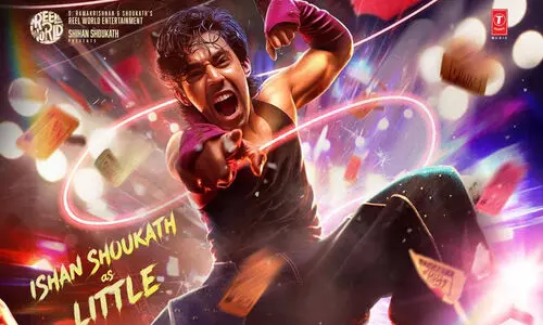 റിങ്ങിലേക്ക് ഇഷാൻ ഷൗക്കത്ത്: ചത്താ പച്ചയുടെ കാരക്ടർ പോസ്റ്റർ