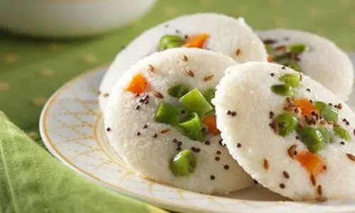 പോഷക സമ്പുഷ്ടമായ വെജിറ്റബിൾ ഇഡലി തയാറാക്കാം