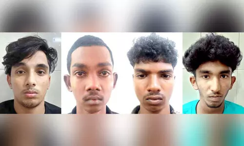 മുക്കുപണ്ടം പണയംവെച്ച് തട്ടിപ്പ്; നാലുപേർ അറസ്റ്റിൽ മുക്കുപണ്ടം പണയംവെച്ച് തട്ടിപ്പ്; നാലുപേർ അറസ്റ്റിൽ