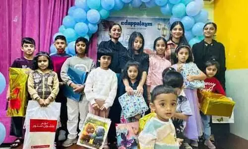 സ്നേ​ഹ​സ​മ്മാ​ന​ങ്ങ​ൾ കൈ​മാ​റി പു​തു​വ​ർ​ഷ​ത്തെ വ​ര​വേ​റ്റ് ഇ​ട​പ്പാ​ള​യം ബ​ഹ്‌​റൈ​ൻ ചാ​പ്റ്റ​ർ