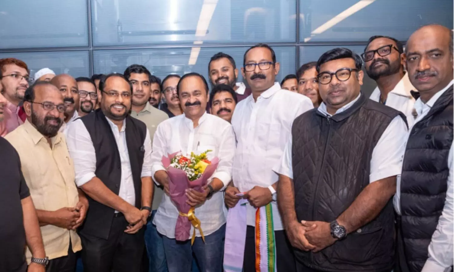 പ്ര​തി​പ​ക്ഷ നേ​താ​വി​ന് സ്വീ​ക​ര​ണം ന​ൽ​കി