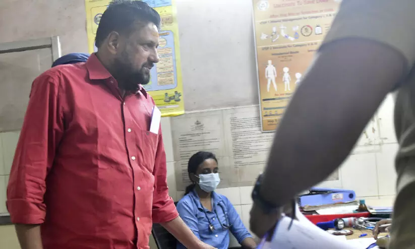 ശബരിമല സ്വർണക്കൊള്ള: കുടുങ്ങിയത് പോറ്റിയുടെ സ്പോൺസർ ശബരിമല സ്വർണക്കൊള്ള: കുടുങ്ങിയത് പോറ്റിയുടെ സ്പോൺസർ