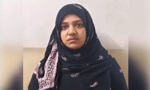 കിടക്കയിൽ മൂത്രമൊഴിച്ച കുഞ്ഞിന്റെ സ്വകാര്യഭാ​ഗത്ത് പൊള്ളലേൽപിച്ച രണ്ടാനമ്മ അറസ്റ്റിൽ