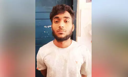 ലഹരി ഗുളികകളുമായി പിടിയിൽ ലഹരി ഗുളികകളുമായി പിടിയിൽ