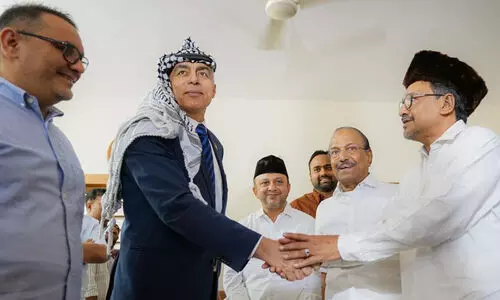 ‘ഫലസ്തീനിയന്‍ ജനതയോട് നമുക്കുള്ള സ്‌നേഹം മുഴുവന്‍ അദ്ദേഹം അനുഭവിച്ചു...’; പാണക്കാട് സന്ദർശിച്ച് ഫലസ്തീൻ അംബാസഡർ