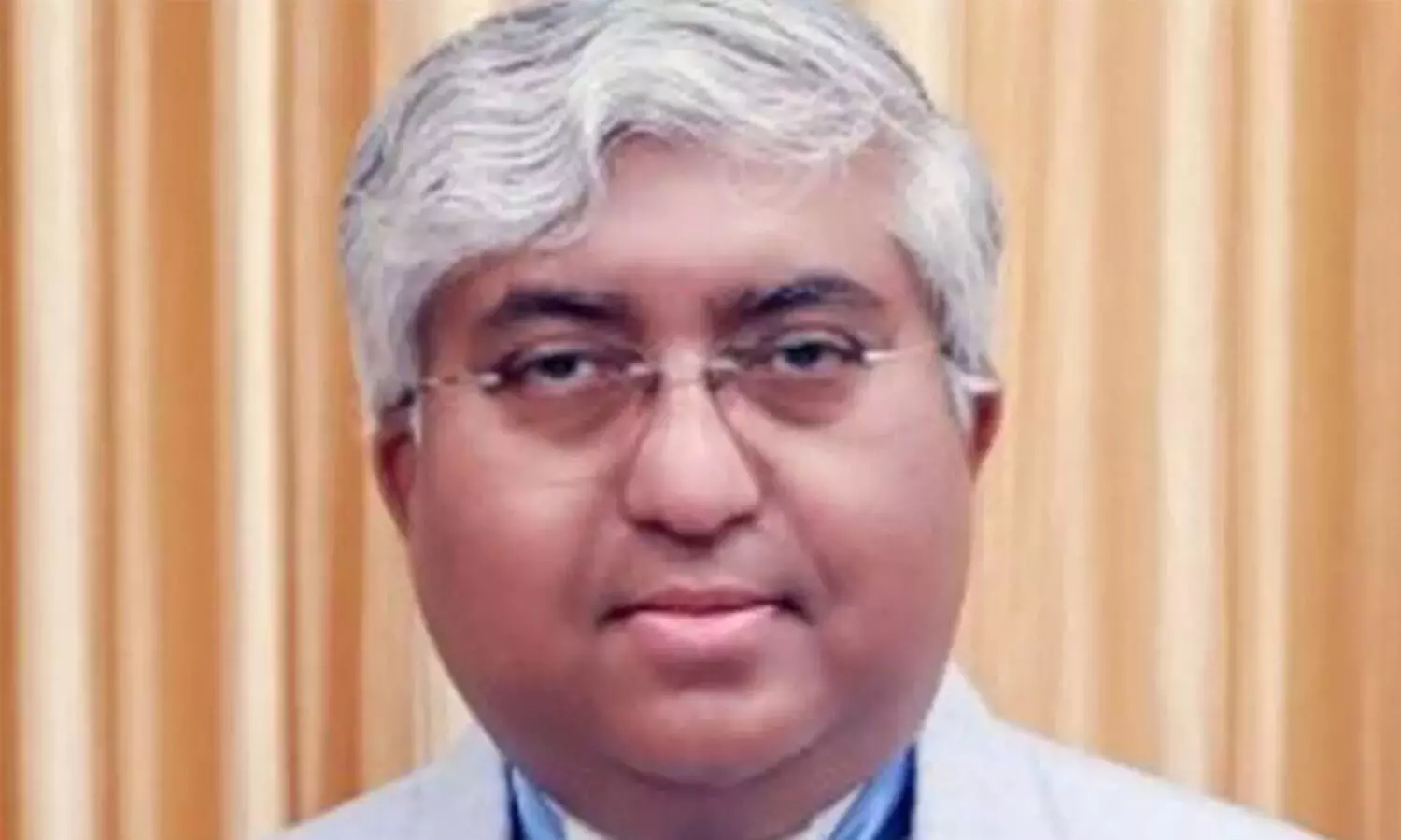 ജ​സ്റ്റി​സ് സൗ​മ​ൻ സെ​ൻ കേ​ര​ള ഹൈ​കോ​ട​തി ചീ​ഫ്   ജ​സ്റ്റി​സാ​യി ചു​മ​ത​ല​യേ​റ്റു