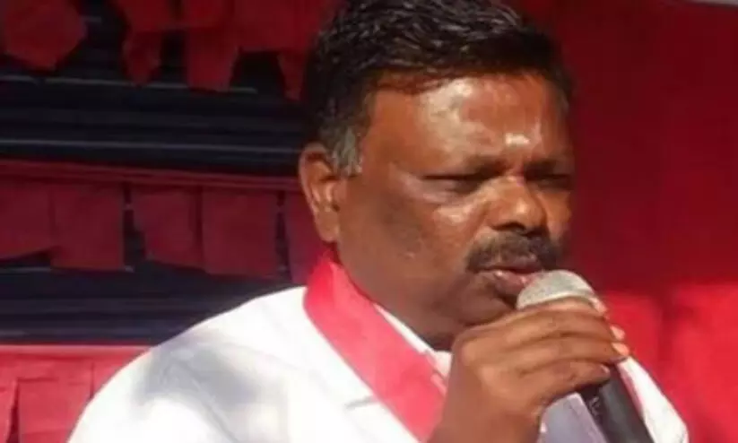 സി.പി.എം മുൻ എം.എൽ.എ എസ്.രാജേന്ദ്രൻ ബി.ജെ.പിയിലേക്ക്; രാജീവ് ചന്ദ്രശേഖറുമായി ചർച്ച നടത്തി` സി.പി.എം മുൻ എം.എൽ.എ എസ്.രാജേന്ദ്രൻ ബി.ജെ.പിയിലേക്ക്; രാജീവ് ചന്ദ്രശേഖറുമായി ചർച്ച നടത്തി`